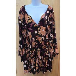 V-Neck Floral Bohemian Dress With Button Detail & Long Sleeves 22/24 3x
